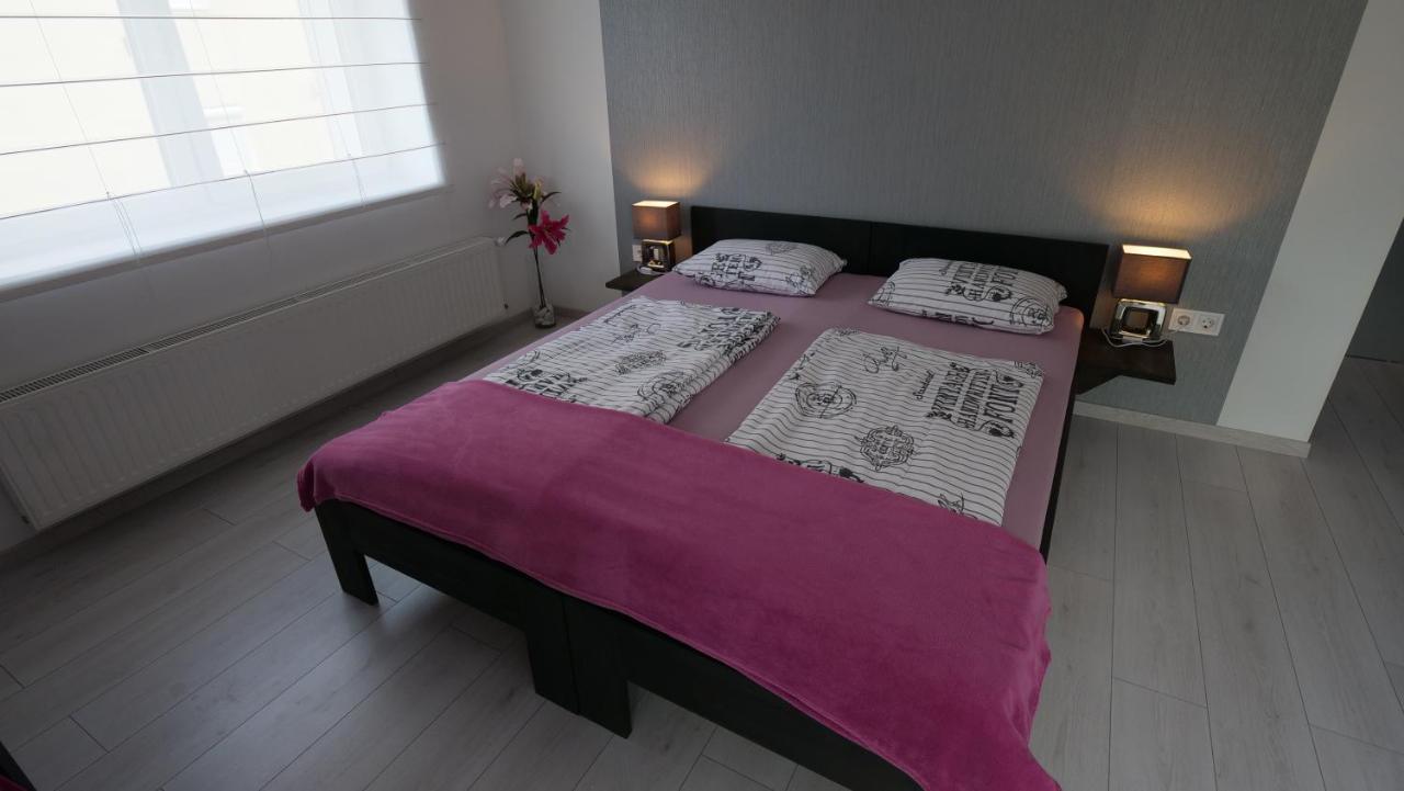Anna Villa Fuered Boutique Rooms بالاتونفوريد المظهر الخارجي الصورة