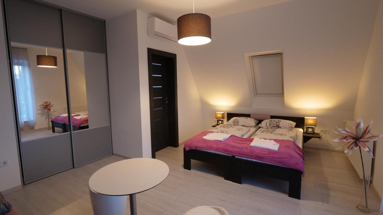 Anna Villa Fuered Boutique Rooms بالاتونفوريد المظهر الخارجي الصورة