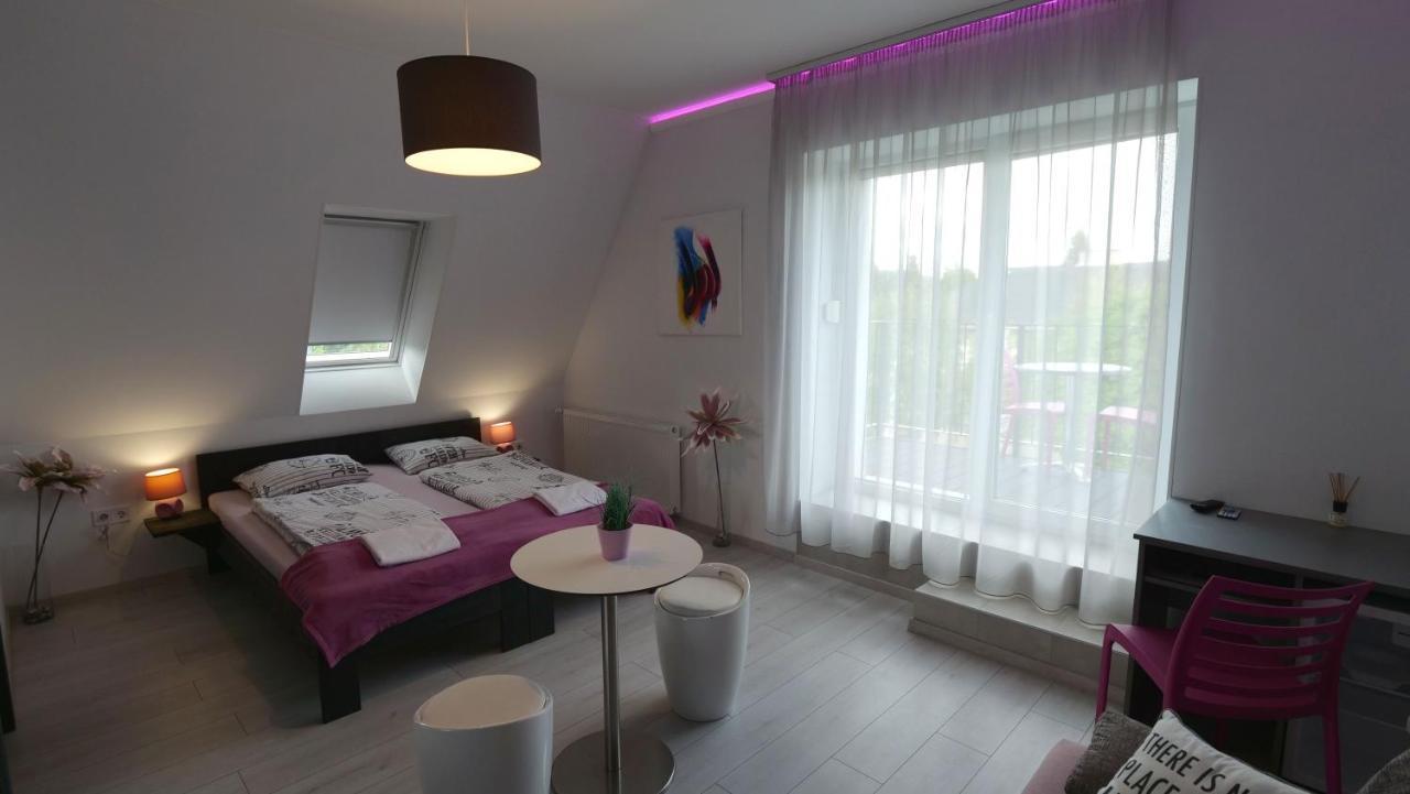Anna Villa Fuered Boutique Rooms بالاتونفوريد المظهر الخارجي الصورة