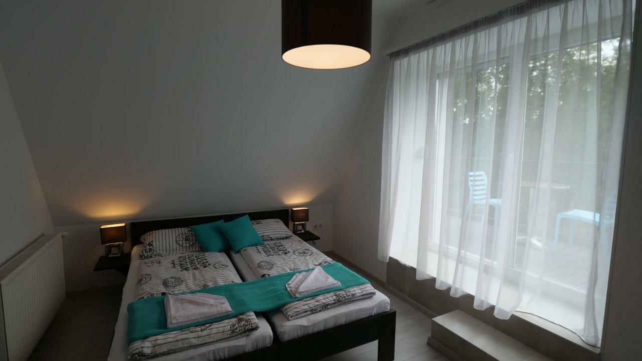 Anna Villa Fuered Boutique Rooms بالاتونفوريد المظهر الخارجي الصورة